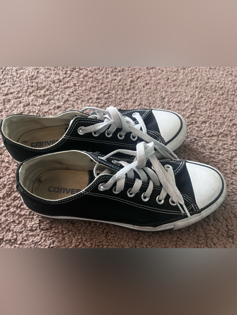 Women’s size 7.5 Black Converse